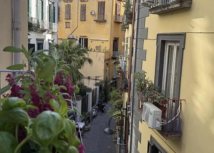 Appartement Portico 75 *